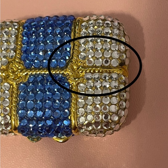 Mini Jewelry Box - Picture 2 of 3